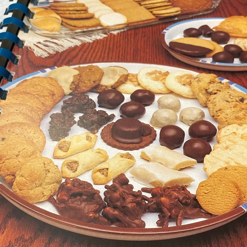 Jean Pare Company's Coming Cookies spiral bound Cookbook